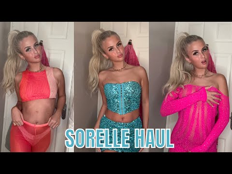 31545-scarlett-blahyj-hot-outfits-guys-new-channel-influencer-youtube-hey-you